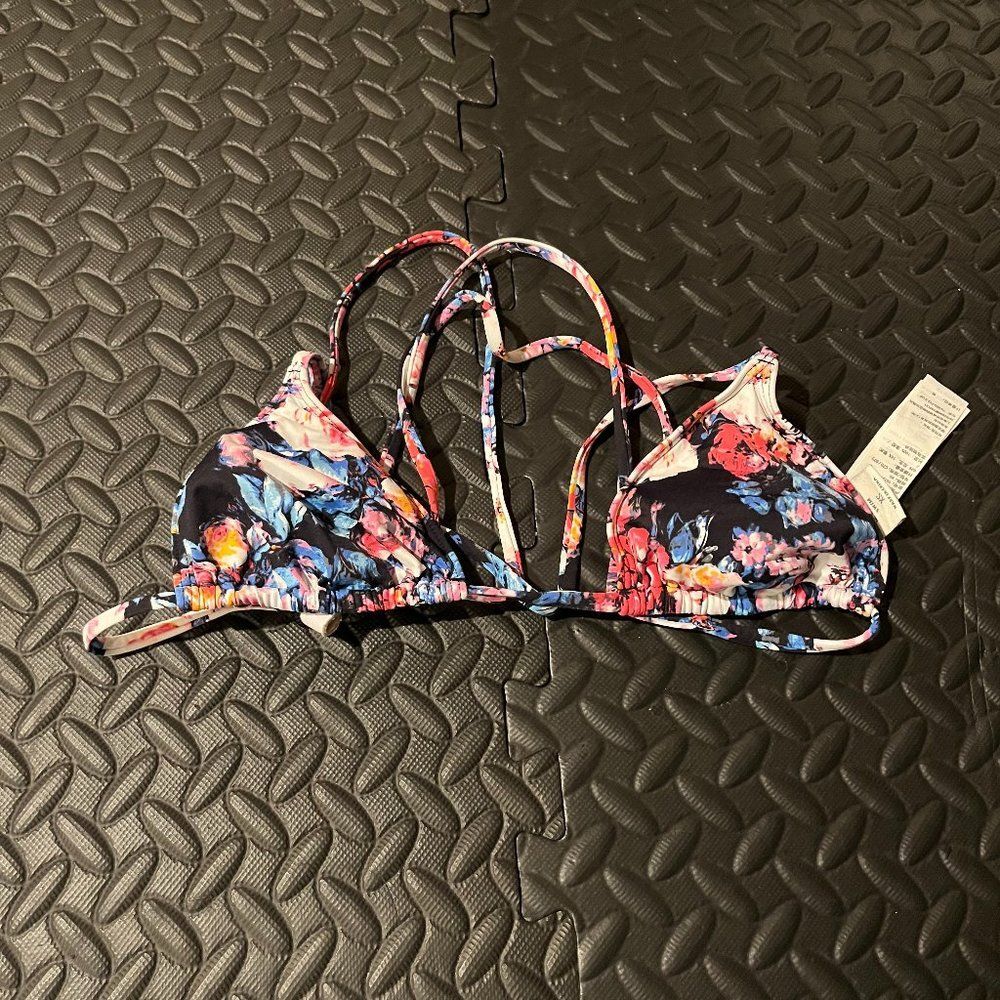 Abercrombie and fitch bikini top size XS